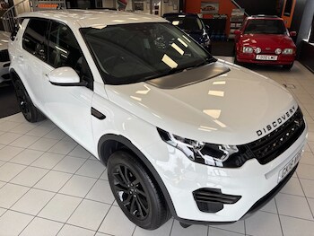 Used Land Rover Discovery Sport 2018 for sale - 75716760: Photo
