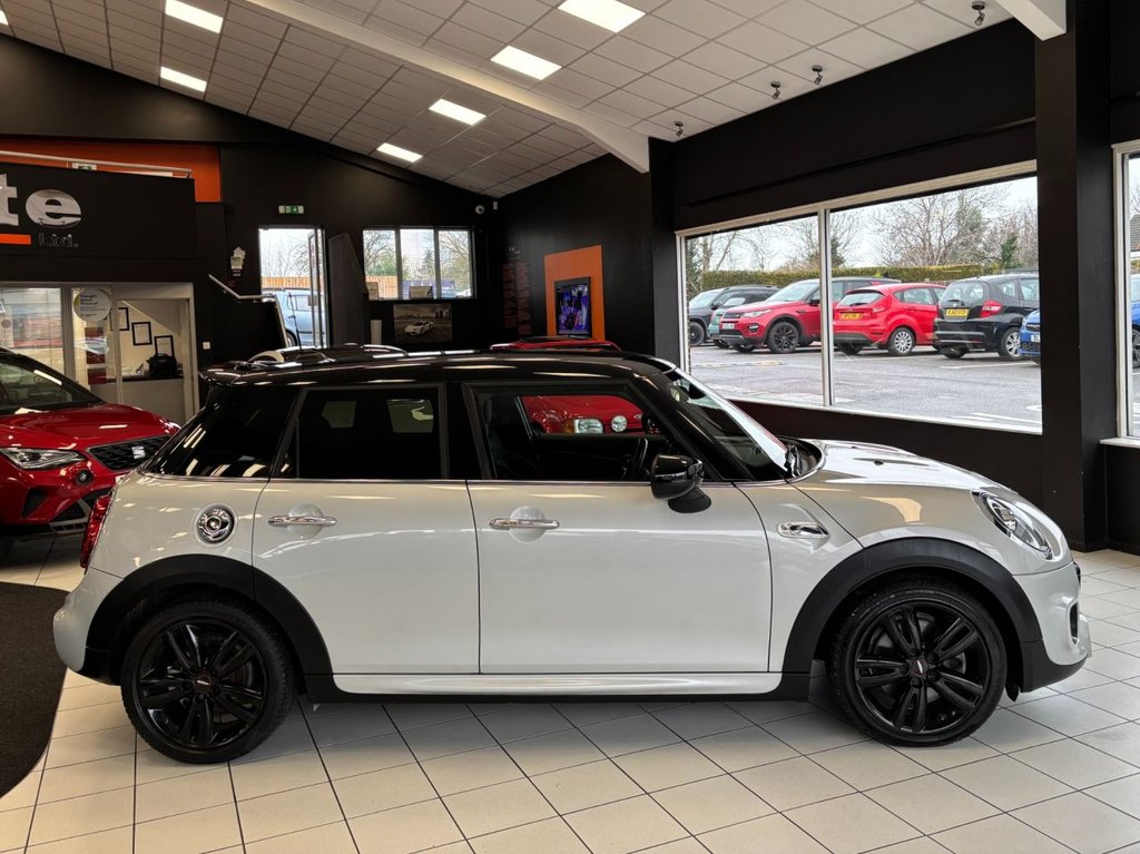 Used MINI Hatch 2021 for sale - 77408733: Photo 18