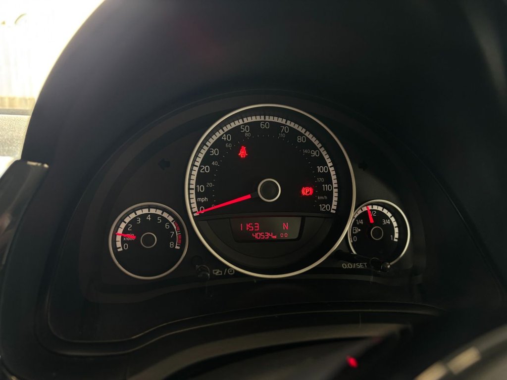 Used Volkswagen up! 2015 for sale - 77764941: Photo 24