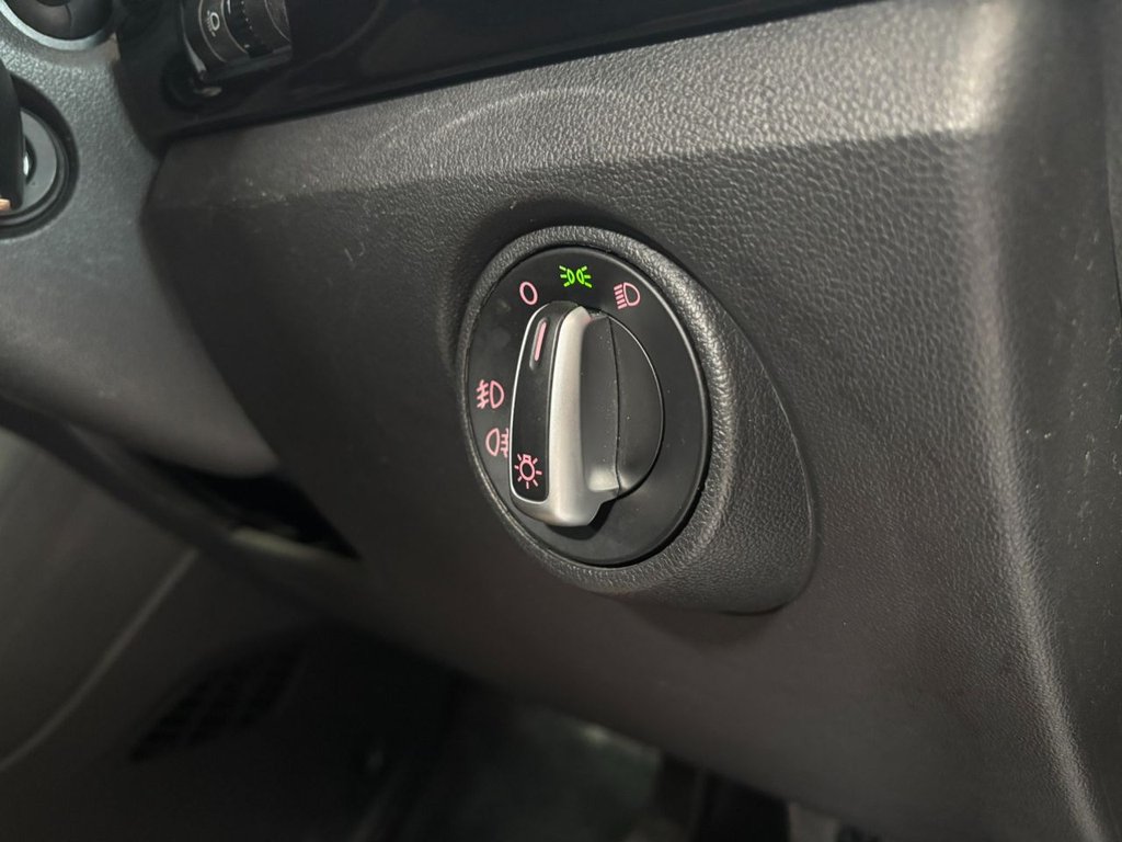 Used Volkswagen up! 2015 for sale - 77764941: Photo 25