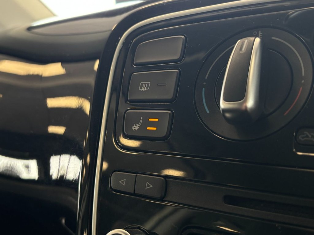 Used Volkswagen up! 2015 for sale - 77764941: Photo 28