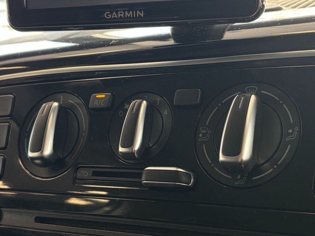 Used Volkswagen up! 2015 for sale - 77764941: Photo 30