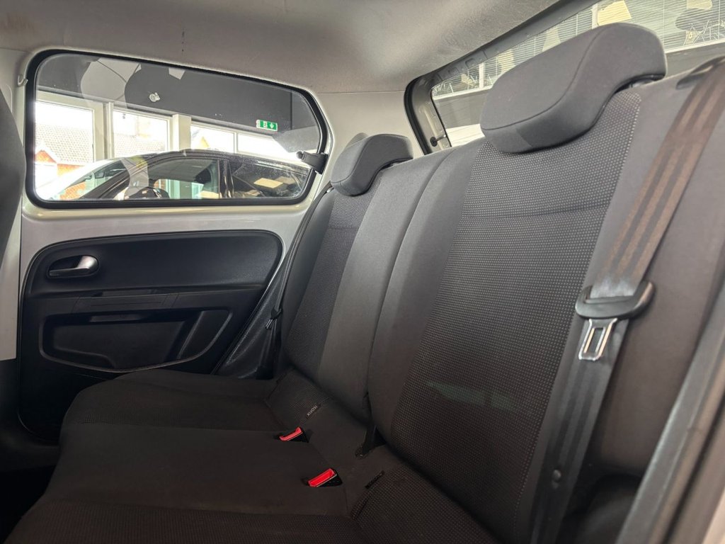 Used Volkswagen up! 2015 for sale - 77764941: Photo 38