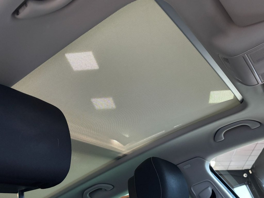 Used Volkswagen Passat 2012 for sale - 77547143: Photo 28