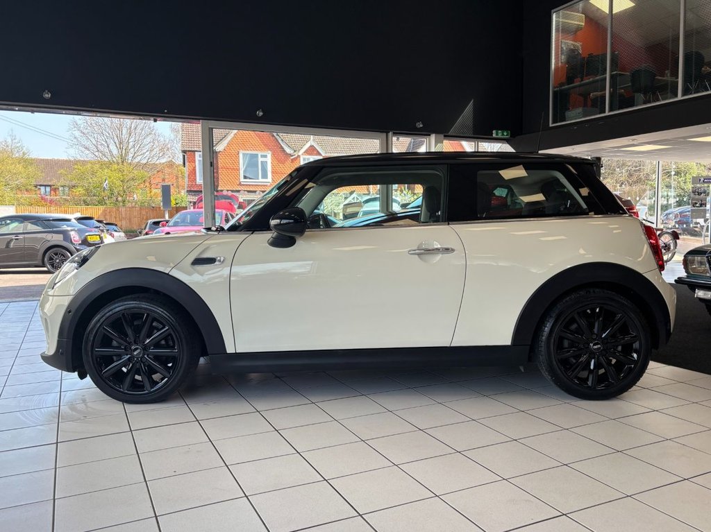 Used MINI Hatch 2019 for sale - 78167025: Photo 11