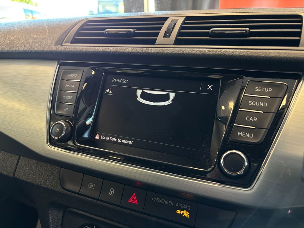 Used Skoda Fabia 2018 for sale - 76797726: Photo 28