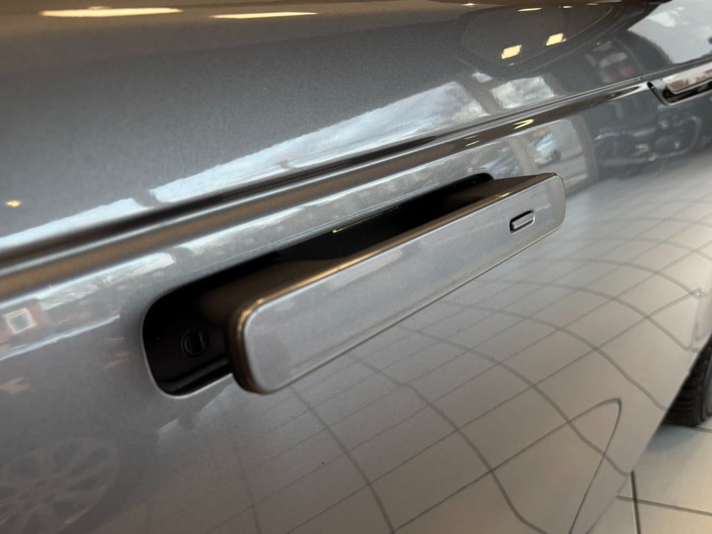 Used Land Rover Range Rover Velar 2021 for sale - 77667029: Photo 22