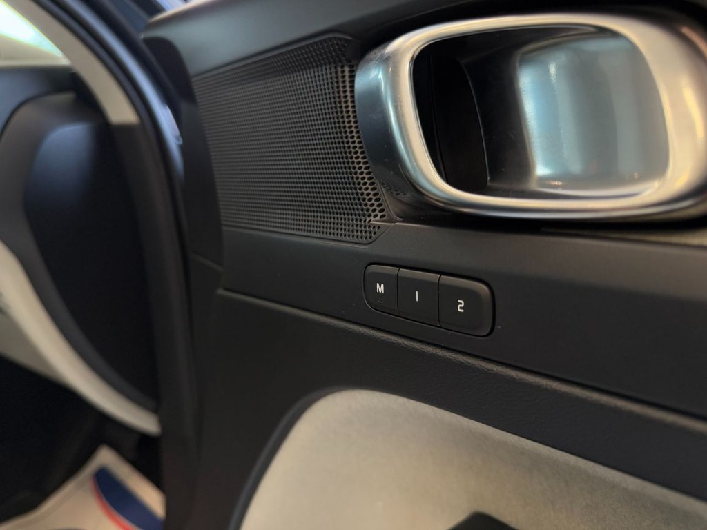 Used Volvo XC40 2019 for sale - 77319536: Photo 44