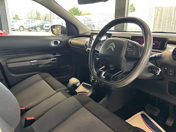 Used Citroen C4 Cactus 2017 for sale - 77821523: Photo