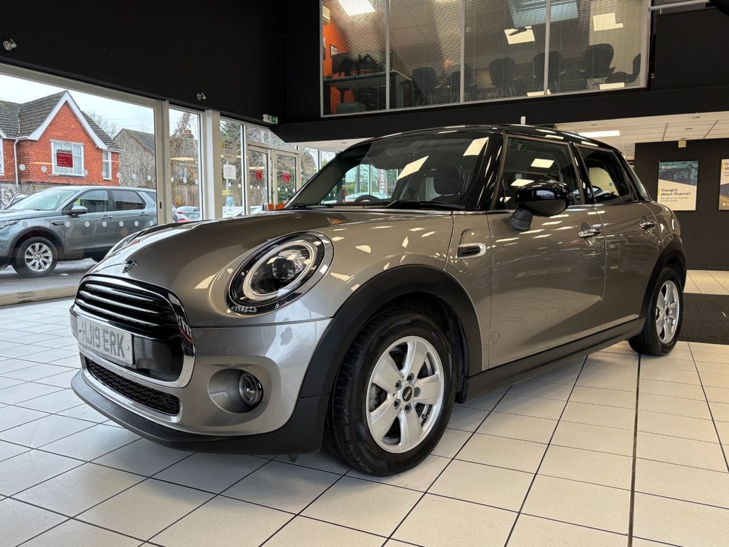 Used MINI Hatch 2019 for sale - 76768244: Photo 10