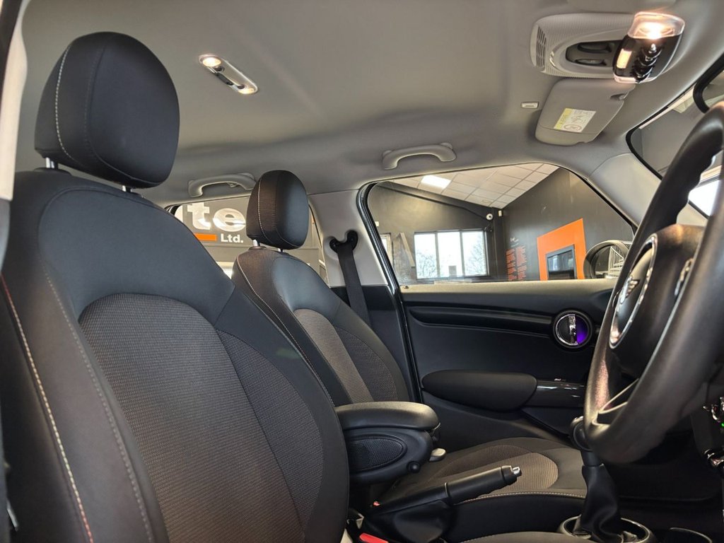 Used MINI Hatch 2019 for sale - 76768244: Photo 23