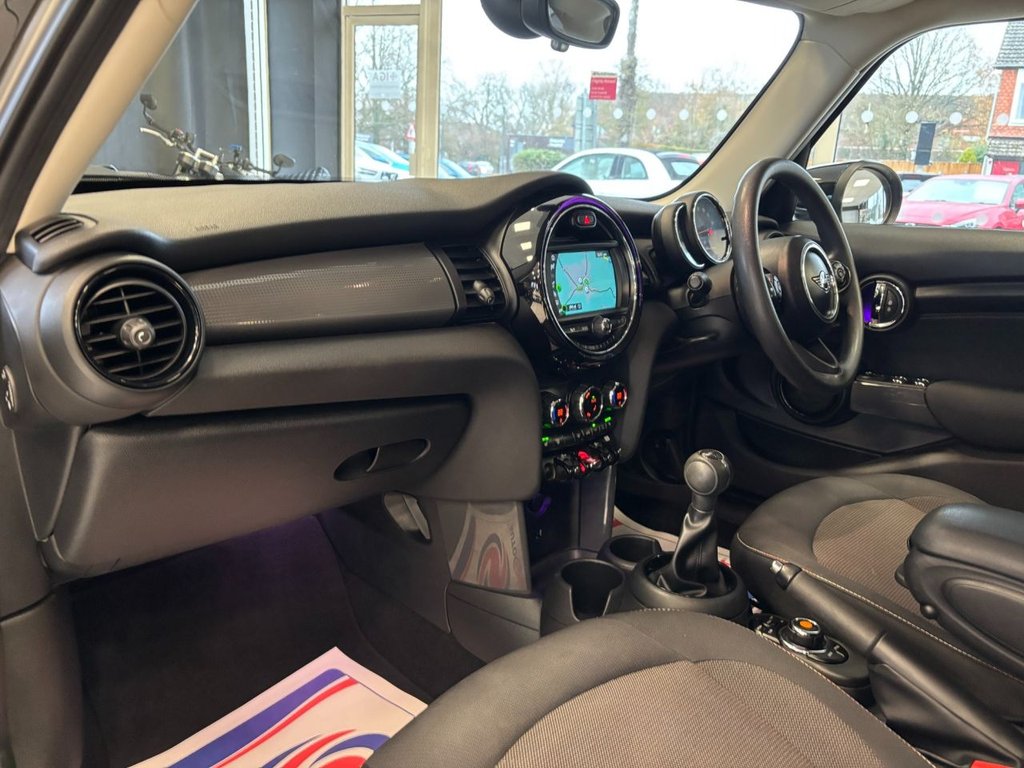 Used MINI Hatch 2019 for sale - 76768244: Photo 46