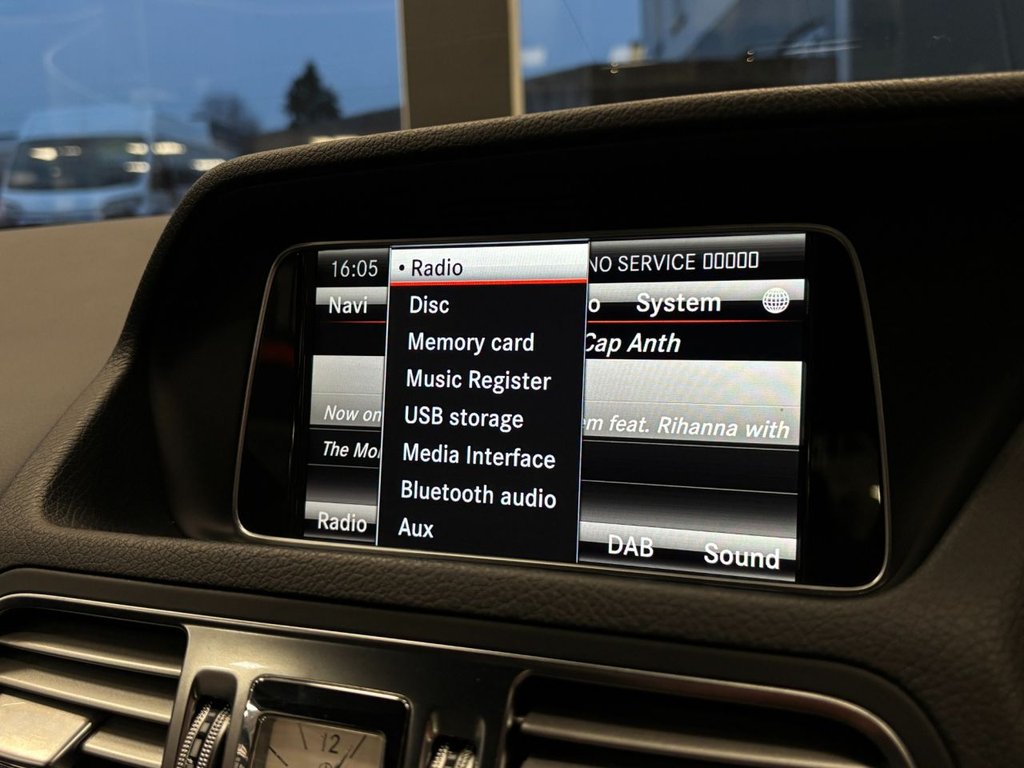 Used Mercedes-Benz E Class 2014 for sale - 77139335: Photo 40