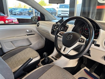 Used Volkswagen up! 2021 for sale - 77764736: Photo