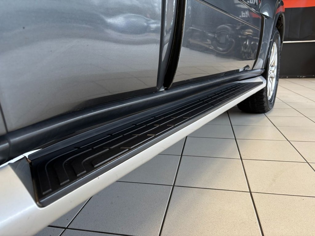 Used Mitsubishi Shogun 2013 for sale - 76631799: Photo 17