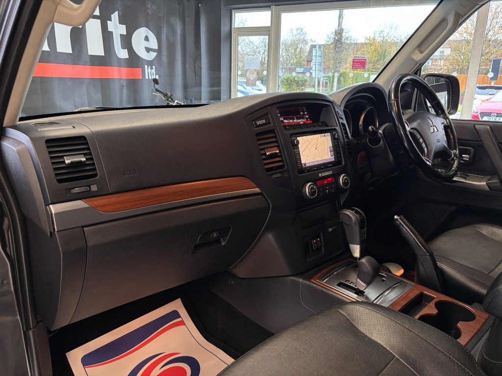 Used Mitsubishi Shogun 2013 for sale - 76631799: Photo 44