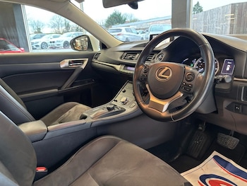Used Lexus CT 2019 for sale - 77463618: Photo