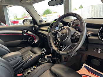 Used MINI Hatch 2019 for sale - 78287553: Photo