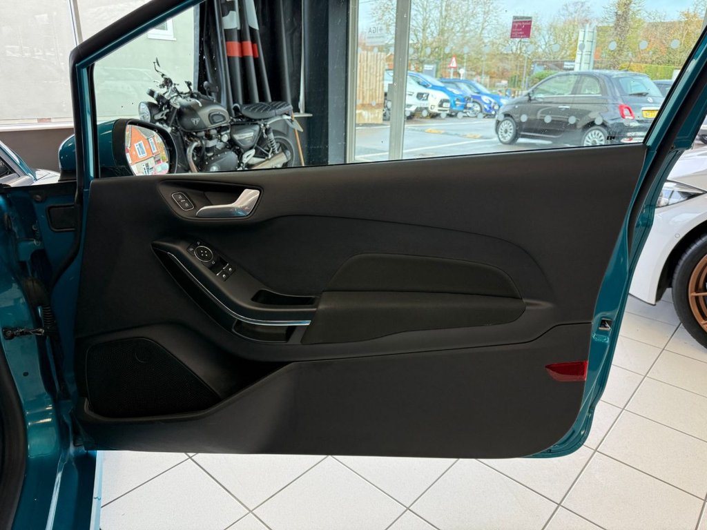 Used Ford Fiesta 2018 for sale - 76751069: Photo 42