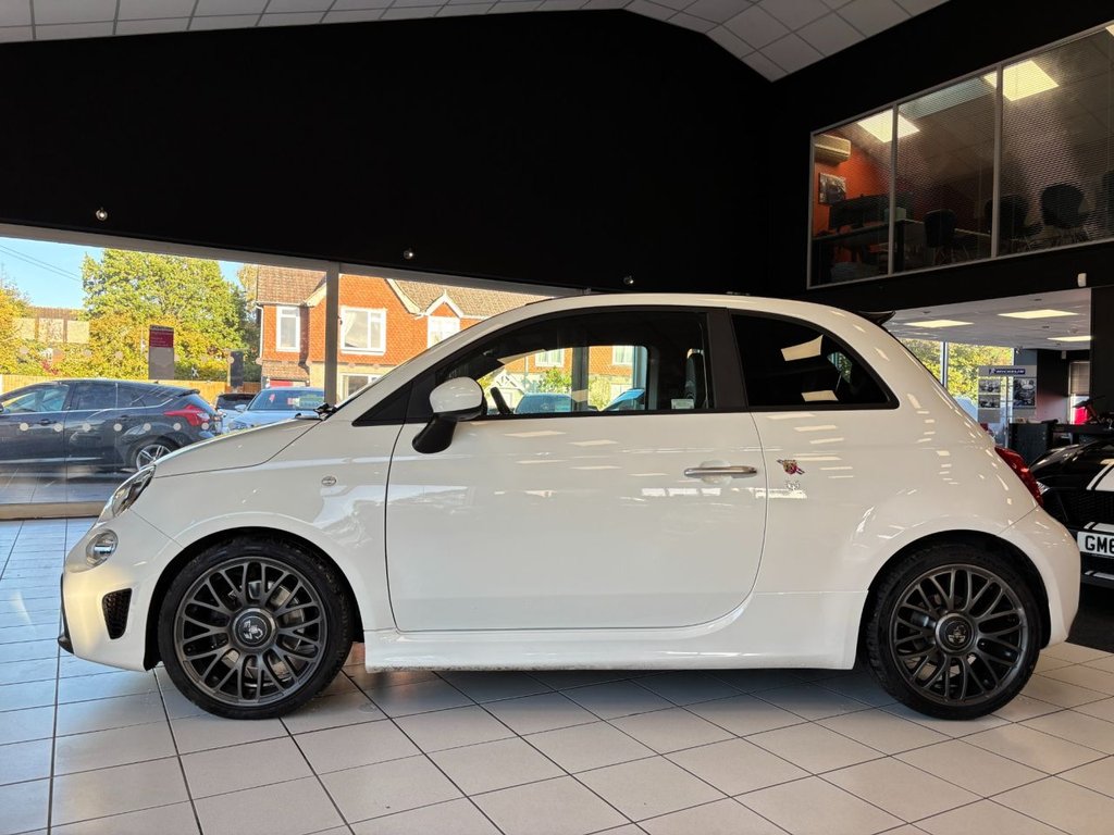 Used Abarth 595 2016 for sale - 76202527: Photo 8