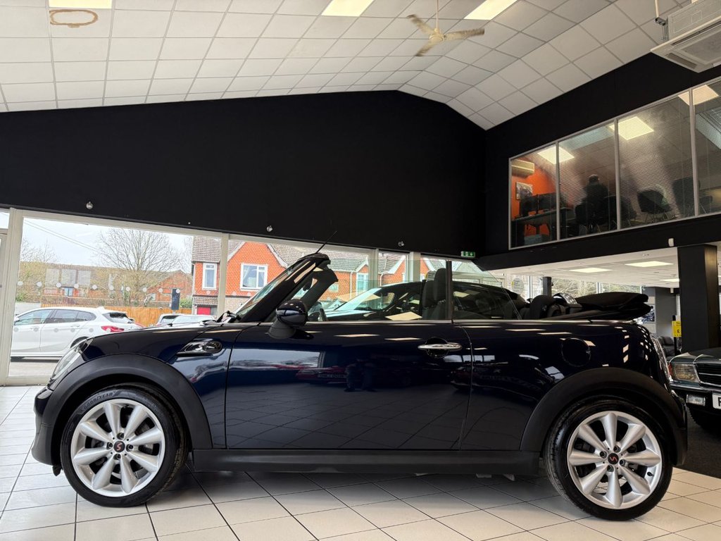 Used MINI Convertible 2013 for sale - 77780342: Photo 10