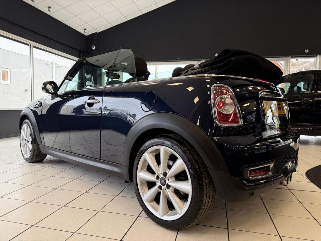 Used MINI Convertible 2013 for sale - 77780342: Photo 11