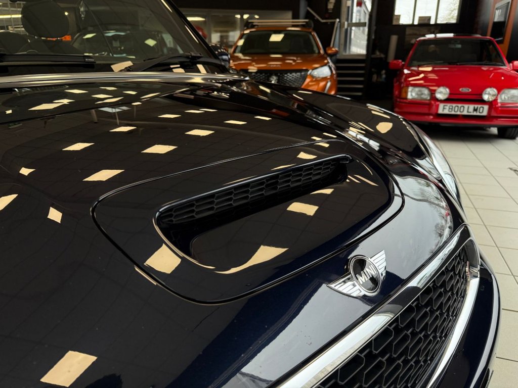 Used MINI Convertible 2013 for sale - 77780342: Photo 19