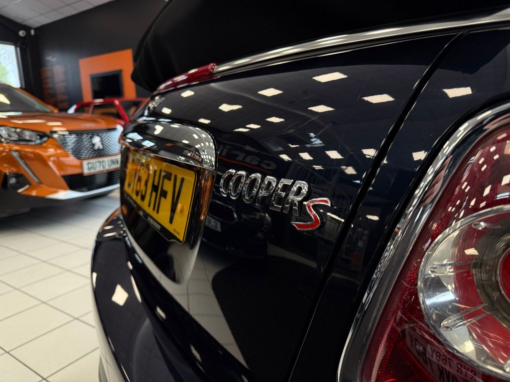 Used MINI Convertible 2013 for sale - 77780342: Photo 25