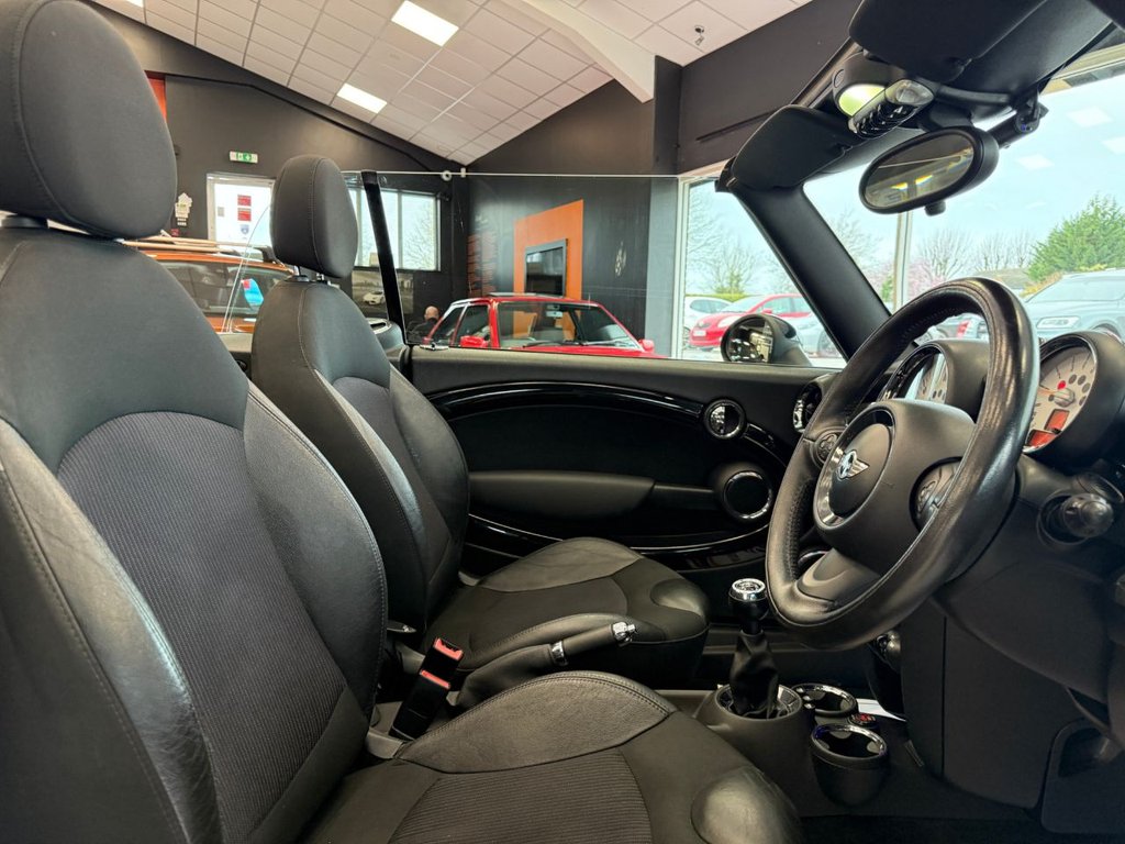 Used MINI Convertible 2013 for sale - 77780342: Photo 28