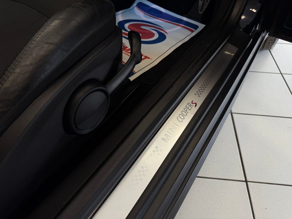 Used MINI Convertible 2013 for sale - 77780342: Photo 47