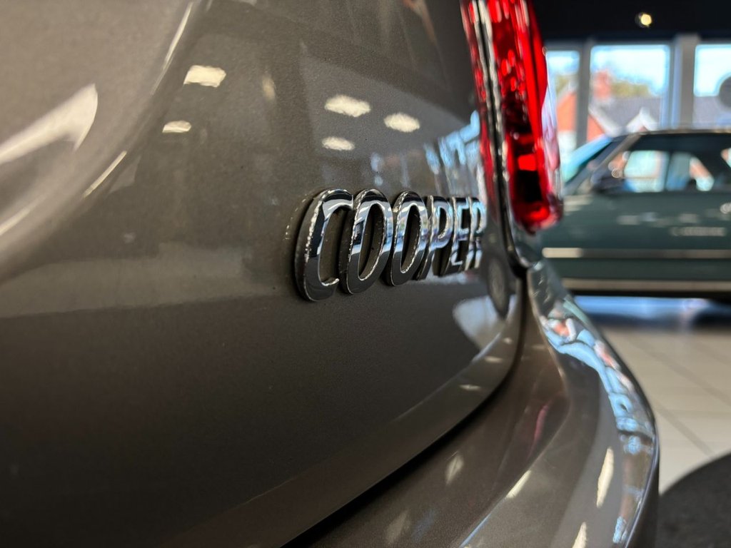 Used MINI Hatch 2019 for sale - 76386689: Photo 11