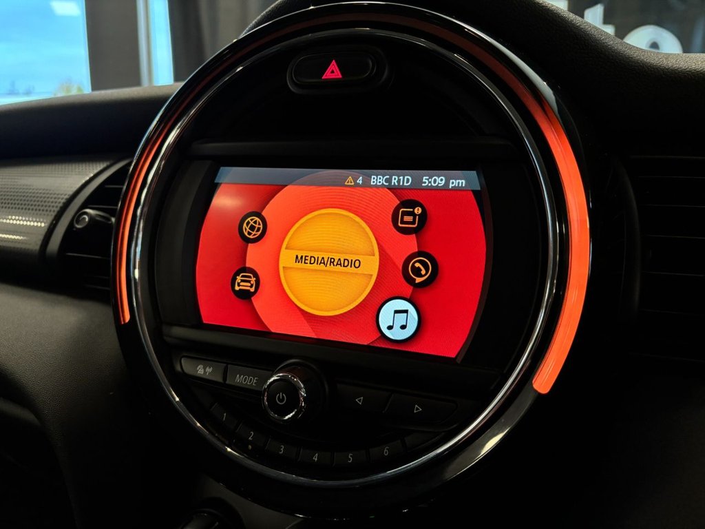 Used MINI Hatch 2019 for sale - 76386689: Photo 32