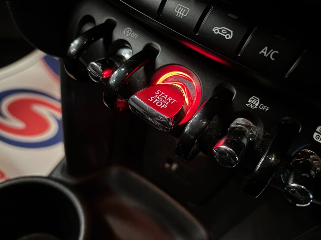 Used MINI Hatch 2019 for sale - 76386689: Photo 41