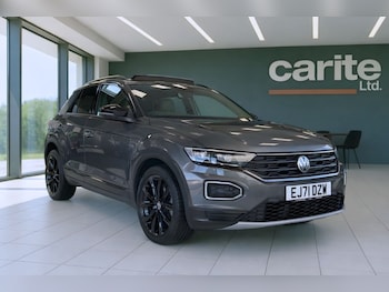 Used Volkswagen T-Roc 2021 for sale - 77437068: Photo