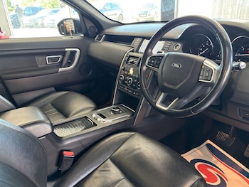 Used Land Rover Discovery Sport 2018 for sale - 78749354: Photo