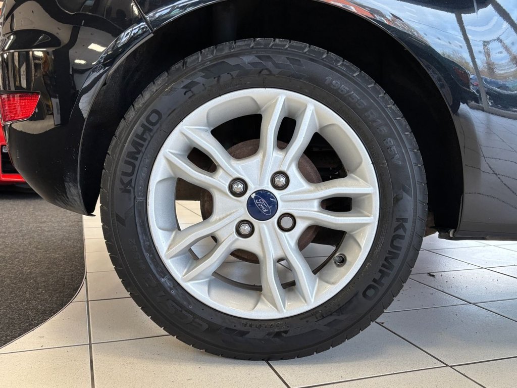 Used Ford Fiesta 2015 for sale - 76642847: Photo 16