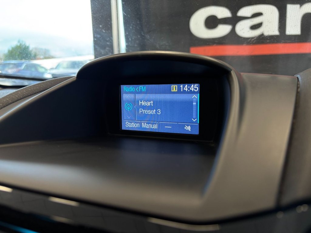 Used Ford Fiesta 2015 for sale - 76642847: Photo 25