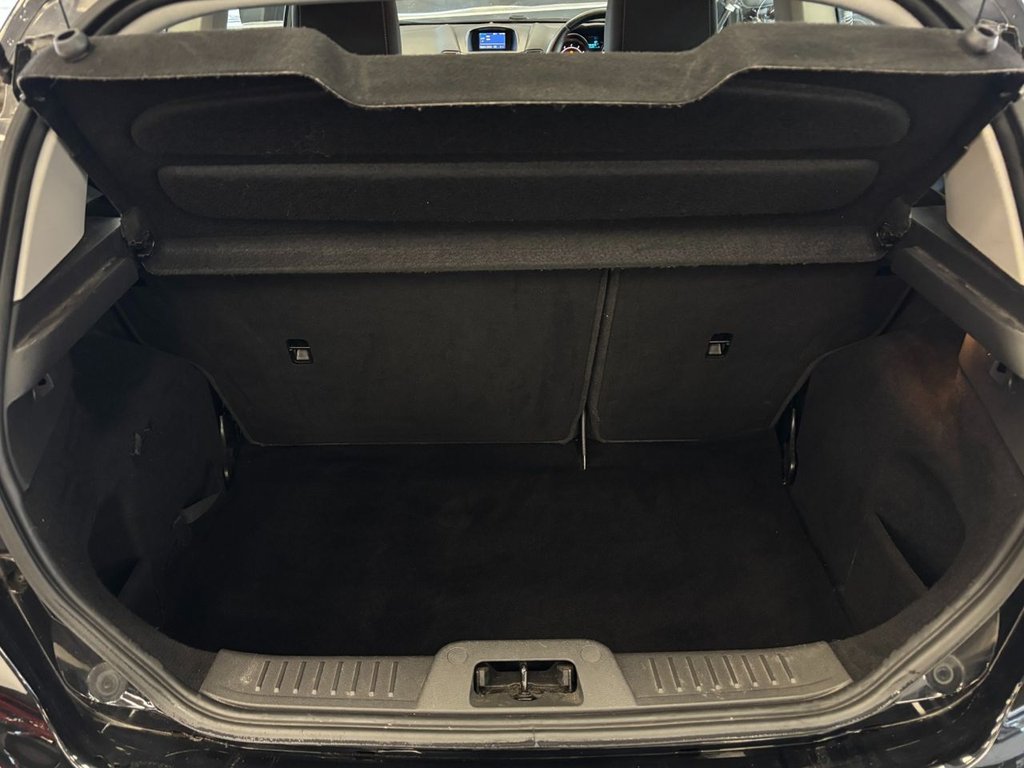 Used Ford Fiesta 2015 for sale - 76642847: Photo 38