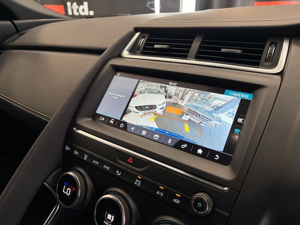 Used Jaguar E-Pace 2018 for sale - 75335461: Photo 33