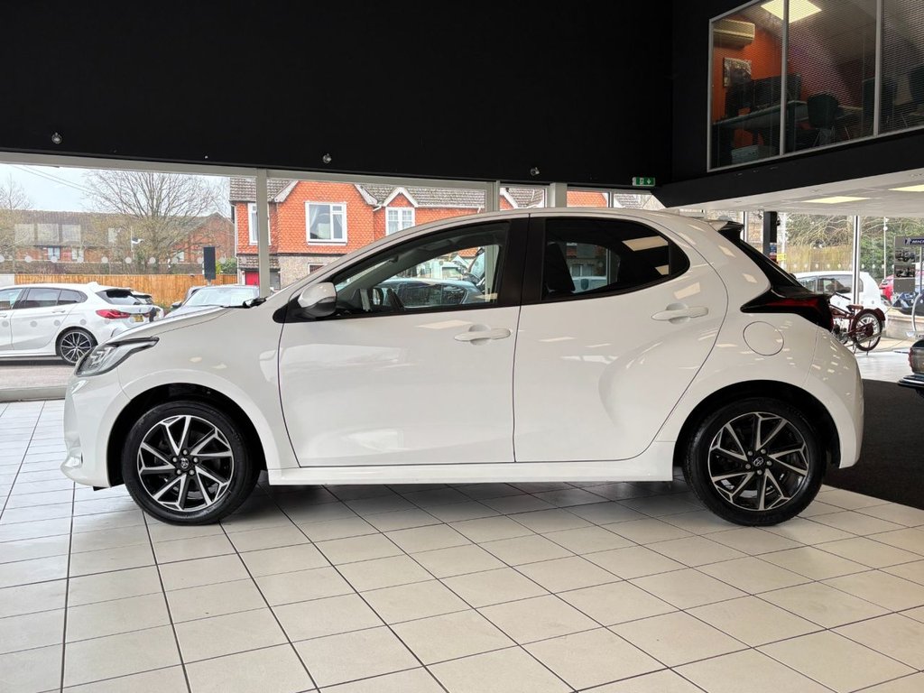 Used Toyota Yaris 2022 for sale - 77806003: Photo 10