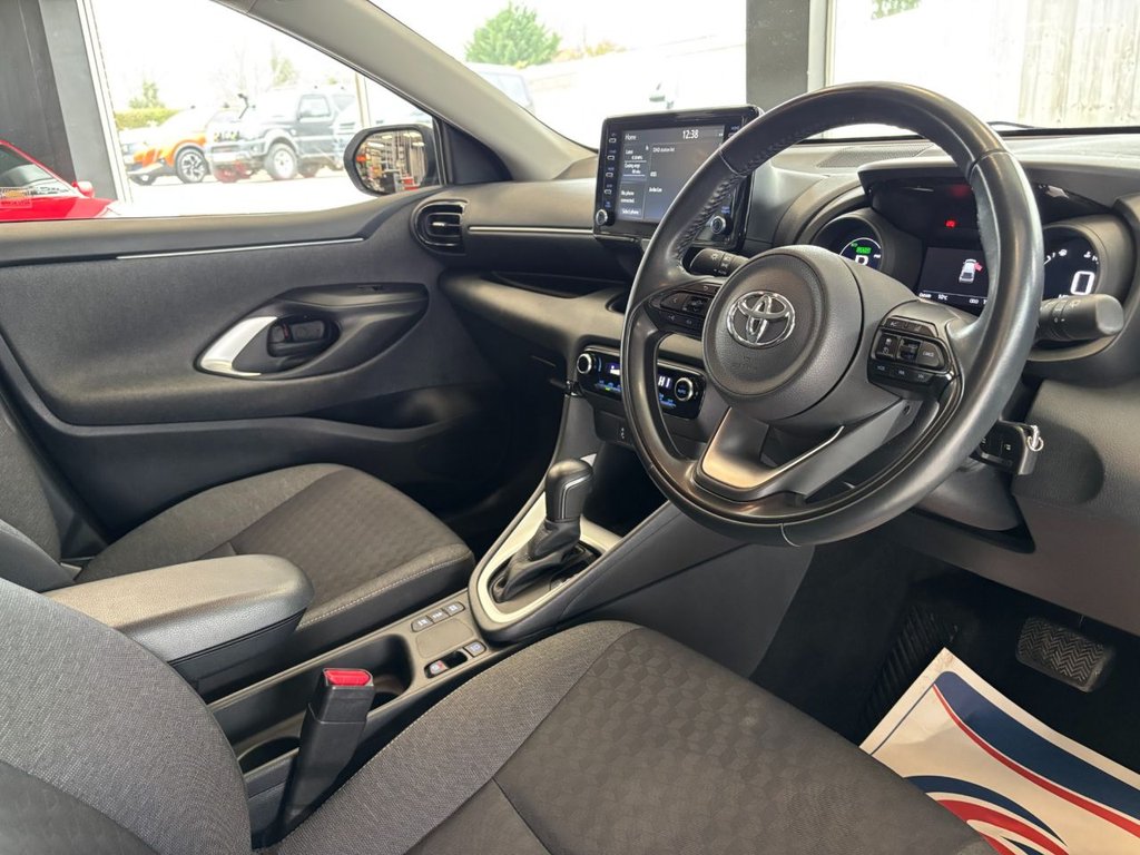 Used Toyota Yaris 2022 for sale - 77806003: Photo 2