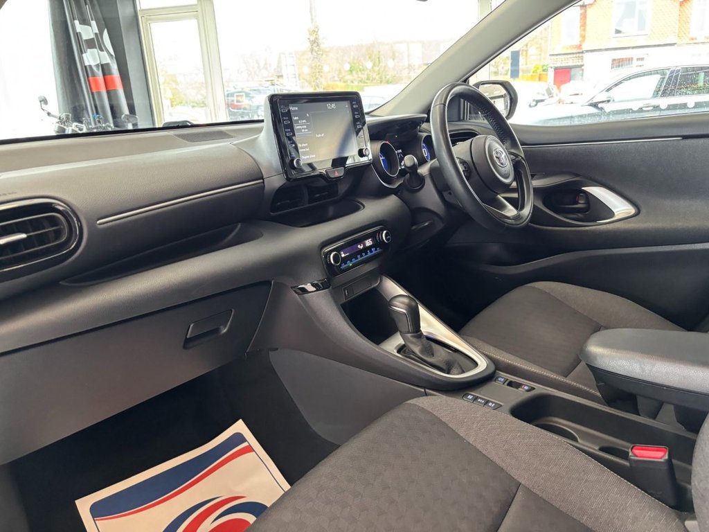 Used Toyota Yaris 2022 for sale - 77806003: Photo 46