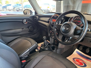 Used MINI Hatch 2016 for sale - 76386666: Photo