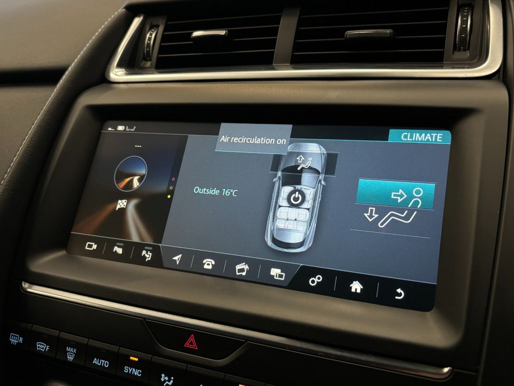 Used Jaguar E-Pace 2018 for sale - 77383895: Photo 44