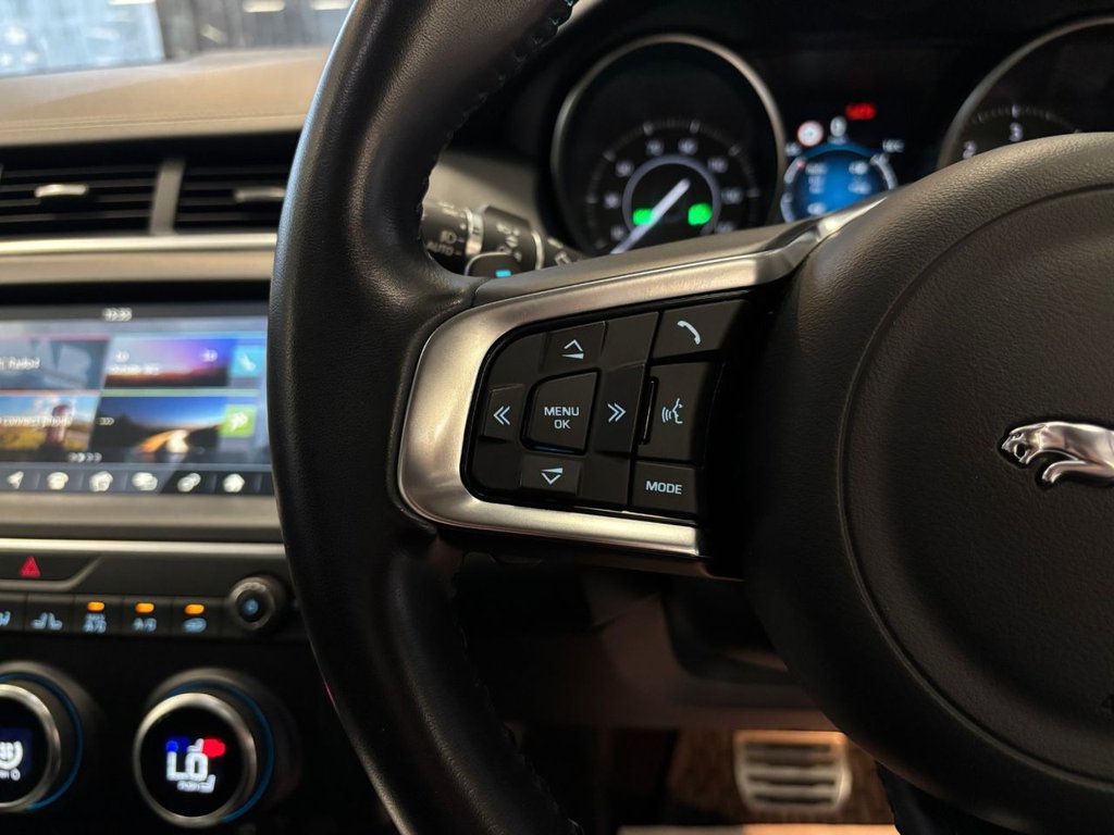 Used Jaguar E-Pace 2018 for sale - 77383895: Photo 47