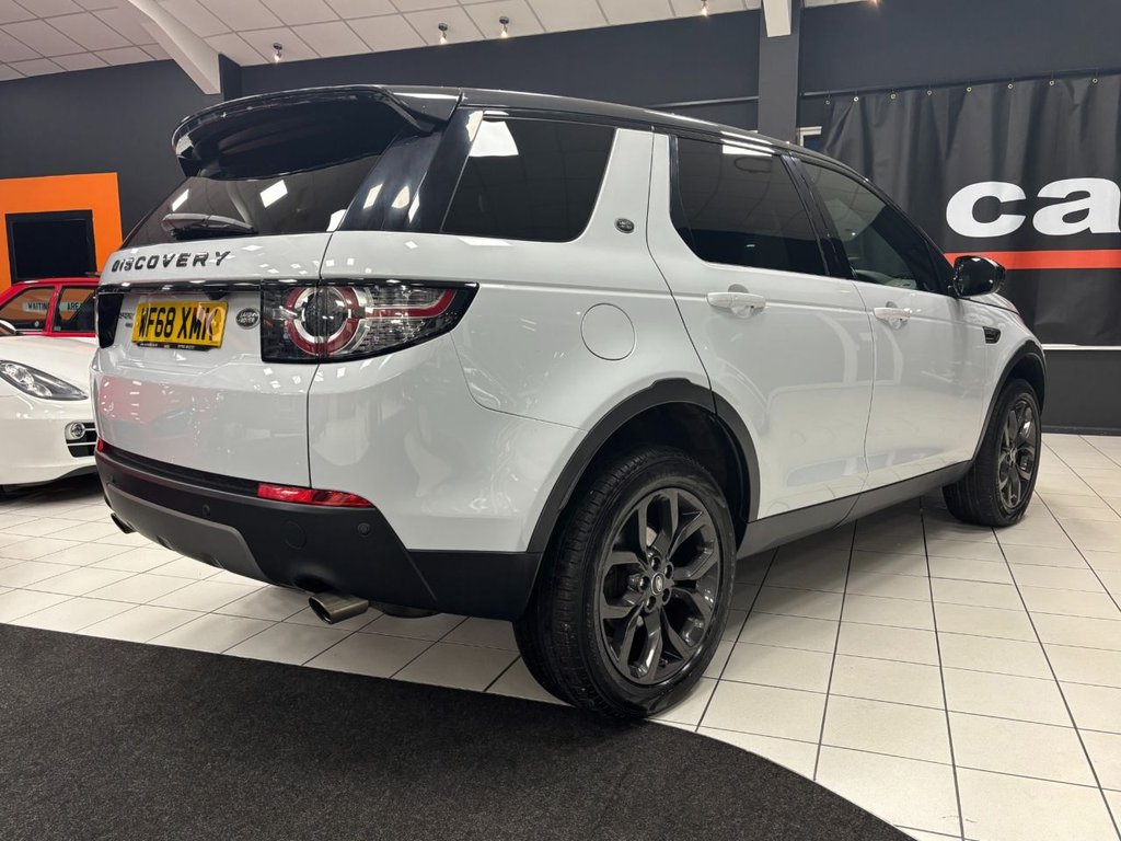 Used Land Rover Discovery Sport 2018 for sale - 76470307: Photo 14