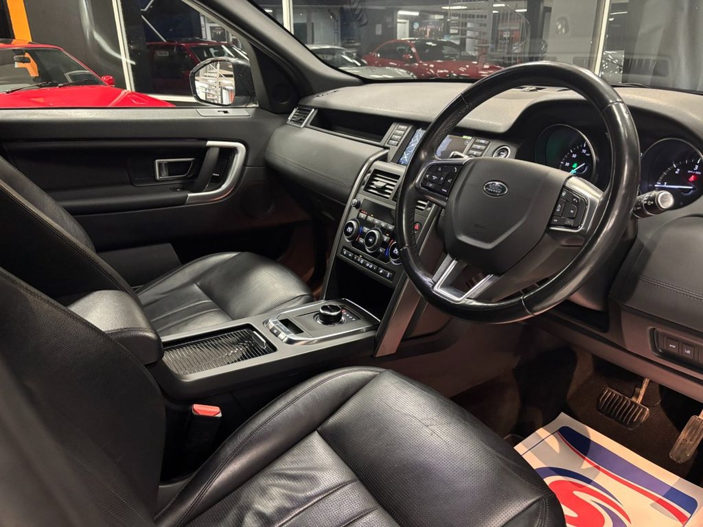 Used Land Rover Discovery Sport 2018 for sale - 76470307: Photo 2