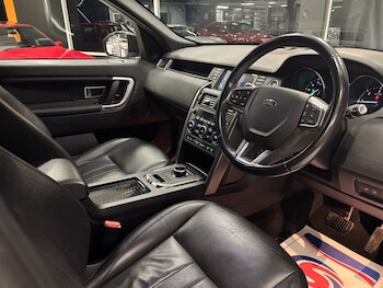 Used Land Rover Discovery Sport 2018 for sale - 76470307: Photo