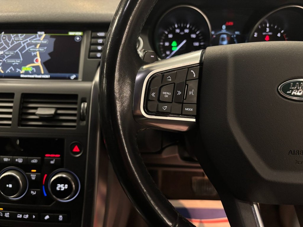 Used Land Rover Discovery Sport 2018 for sale - 76470307: Photo 31