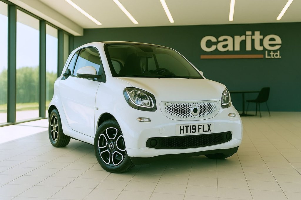 Used smart fortwo 2019 for sale - 76368045: Photo 1